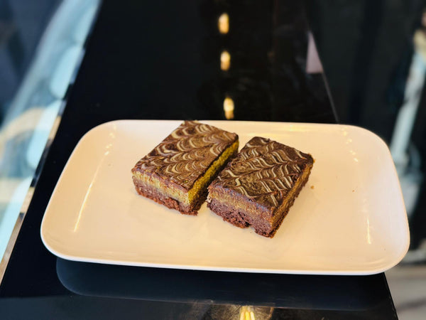 Pistachio Kunafa Brownie – chocolate brownie with pistachio kunafa topping and chocolate drizzle from 彩票联盟123赛车赛车官方网站 Birmingham